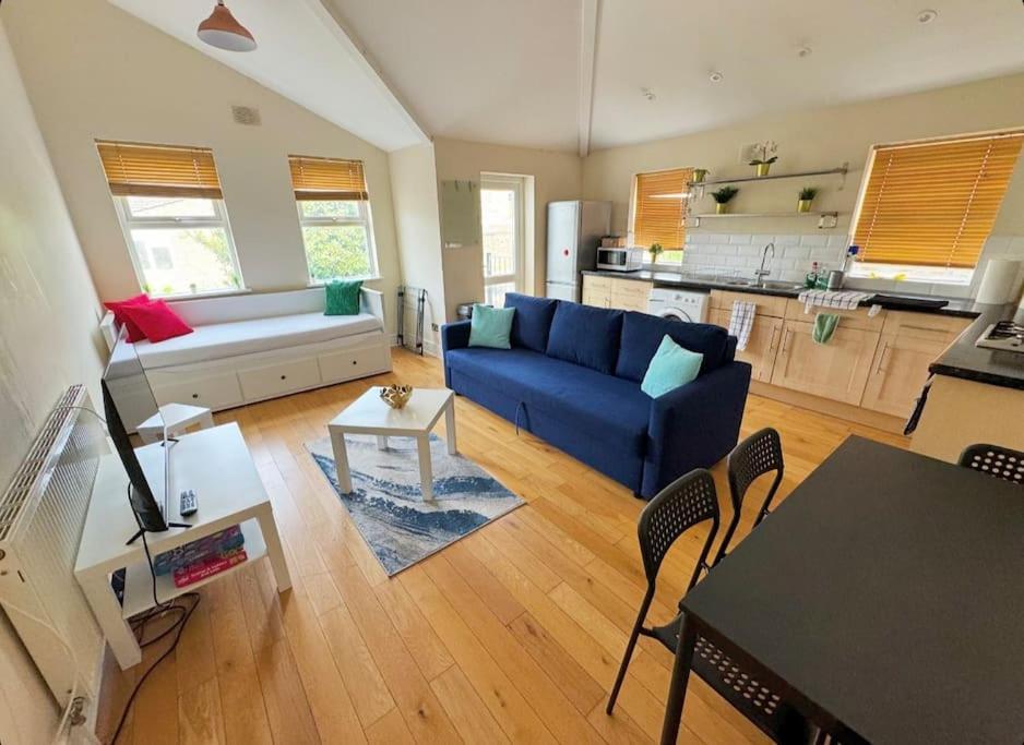 Lovely 3-Bed 20 Minutes To Central Londra Dış mekan fotoğraf